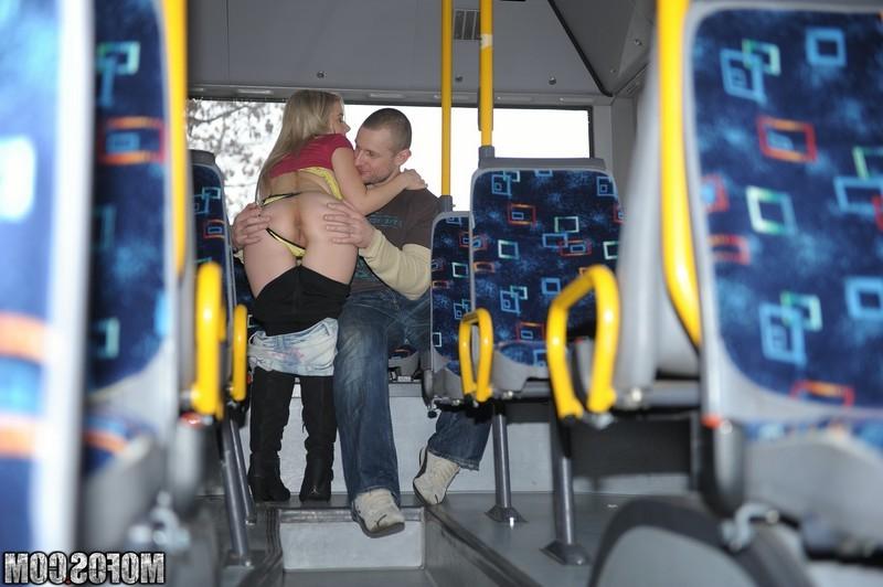 16P Crazy blonde teen babe fucks and sucks for a facial on the bus