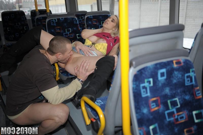 16P Crazy blonde teen babe fucks and sucks for a facial on the bus
