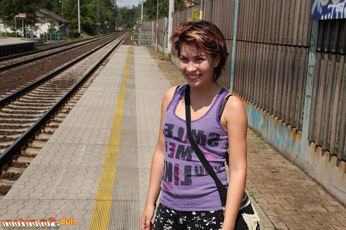 15P A teenage cutie with short hair fucks large solid penis