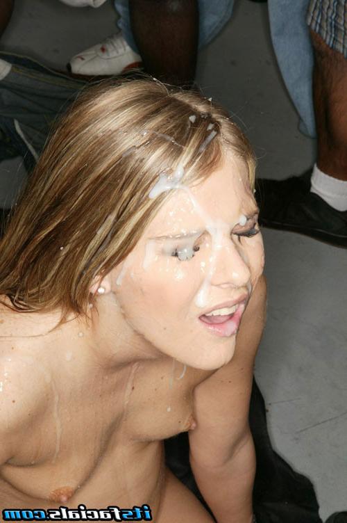 16P Horny blonde cuttie Megan Reece facials