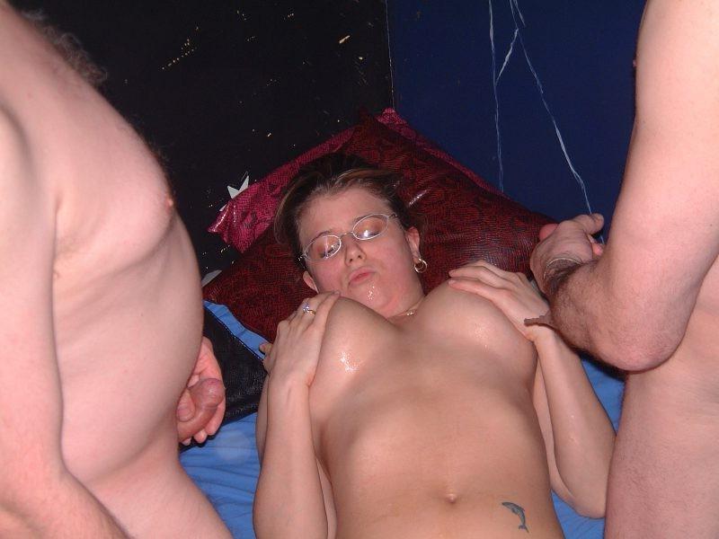 18P Busty babe nasty cumswallowing