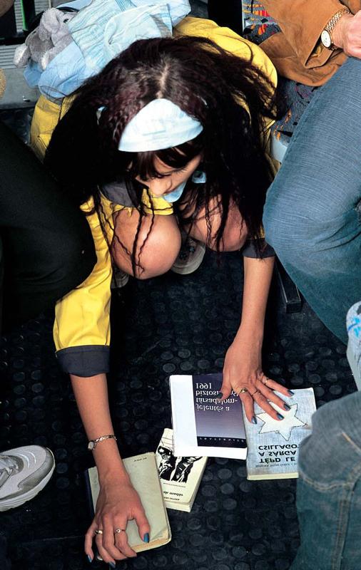 16P Hot cumshots in bus. Bukkake