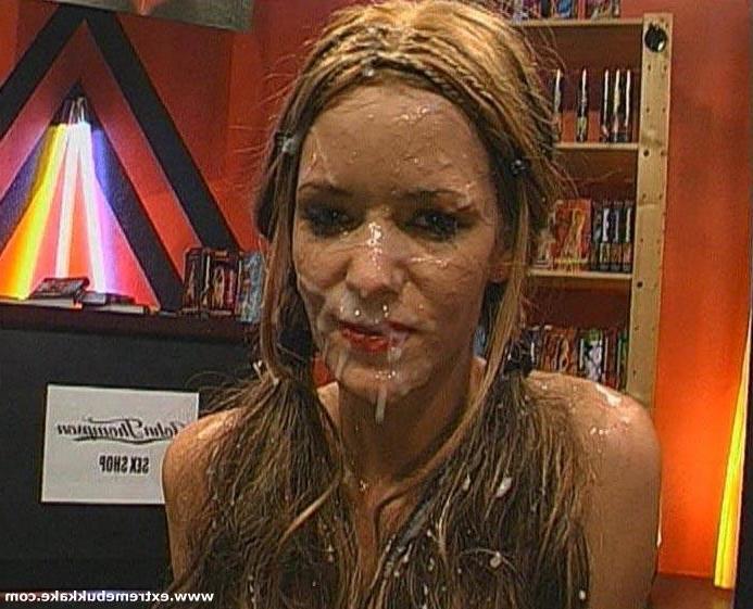 20P Teen sluts getting massively facialized in a extreme bukkake