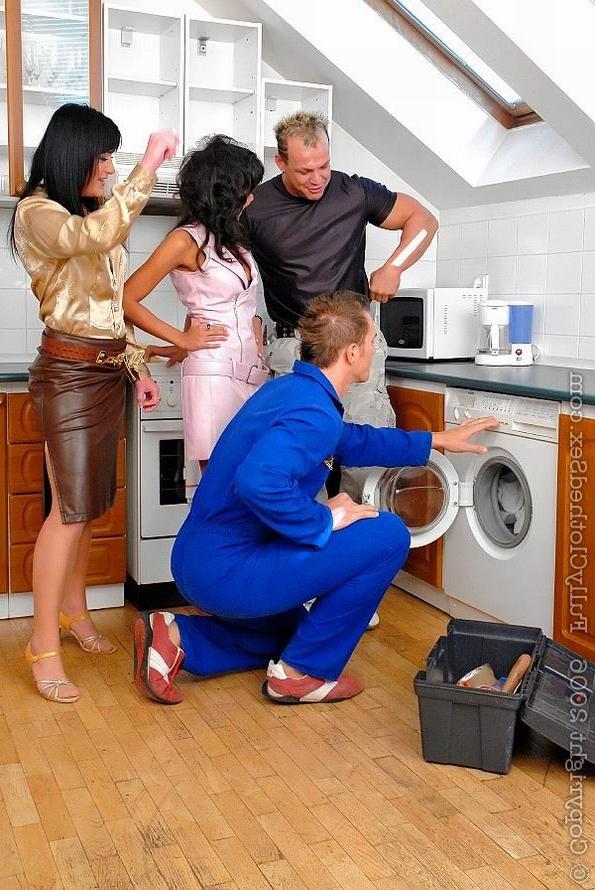 16P Kinky housewives fucking two lucky guys