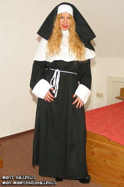 15P Nun on her knees sucking cock