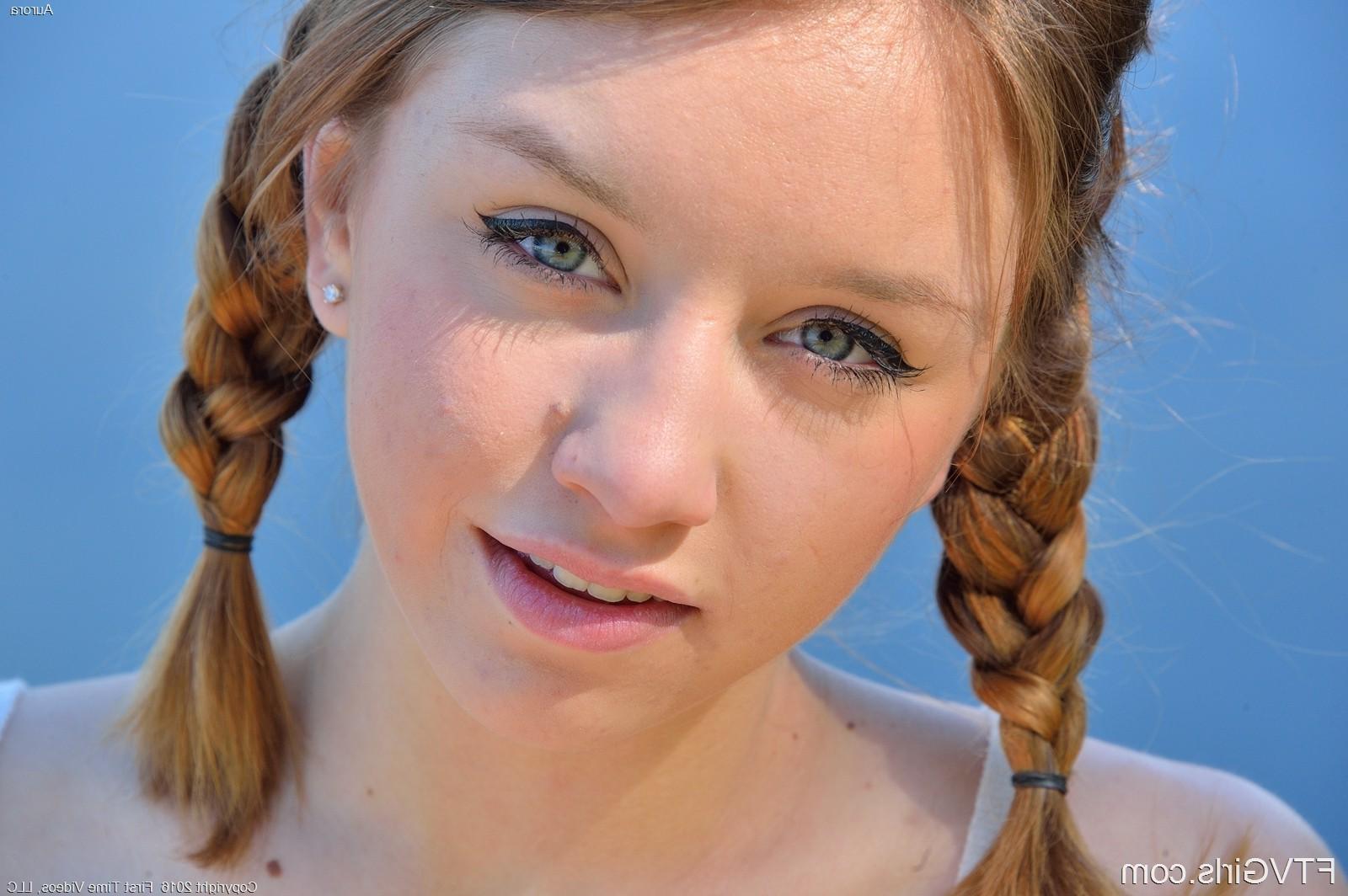 16P Aurora That Girl In Pigtails