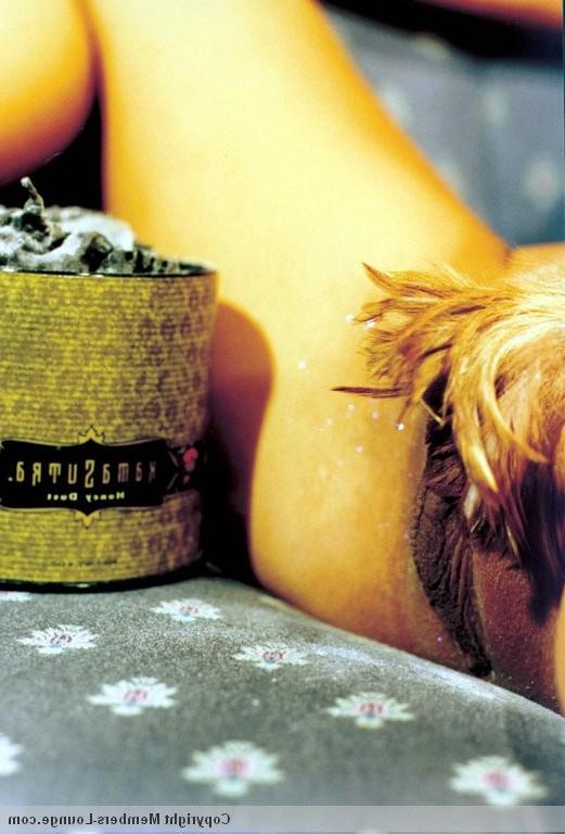 12P Shaved Indian toying her crack
