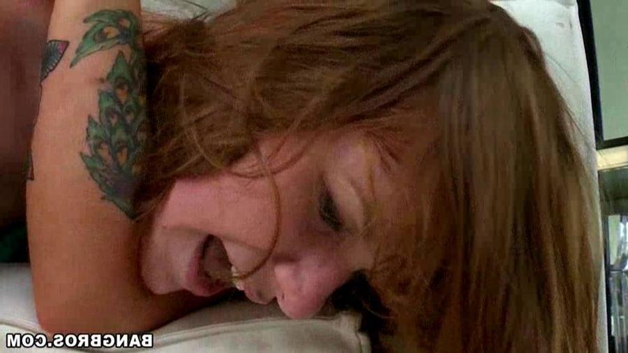 16P Tattooed punk Chrity Mack licked in an lesbo orgy