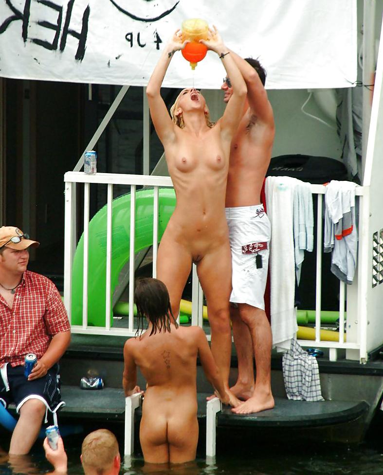25P Nudist Mature