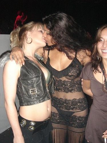 15P Hot pics of wild hotties naked in clubs having fun