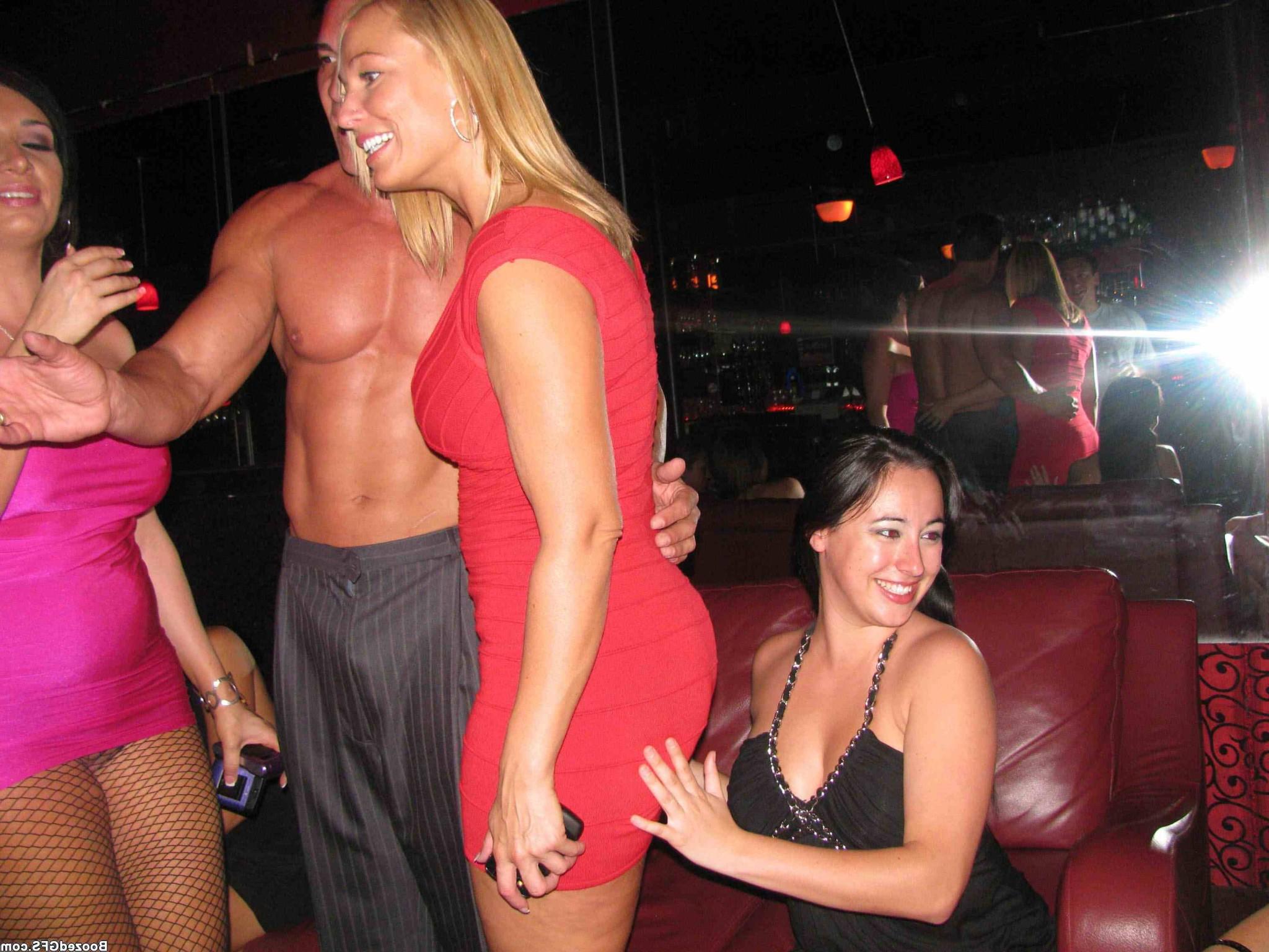 16P Crazy club babes getting penetrated by nasty dudes at party
