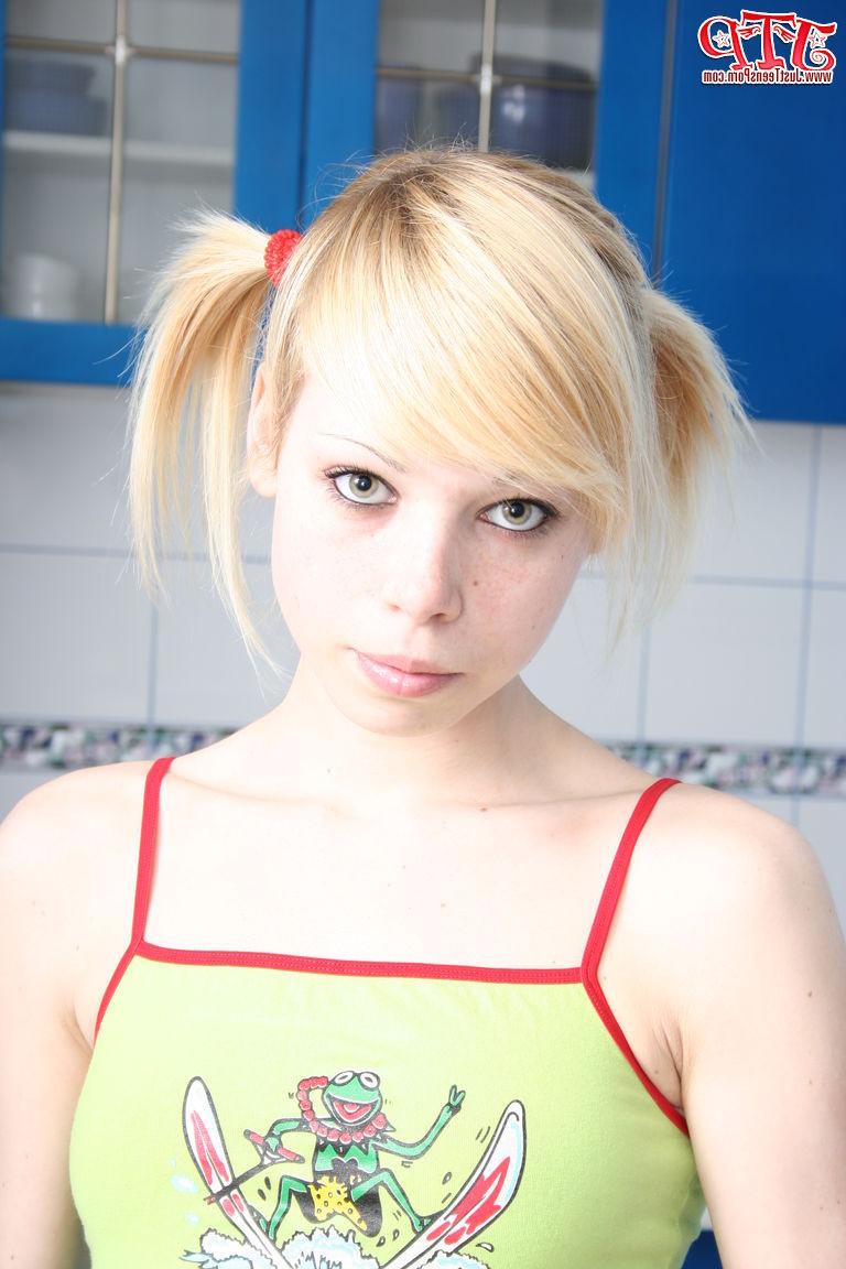 20P Blonde girl gets it all.