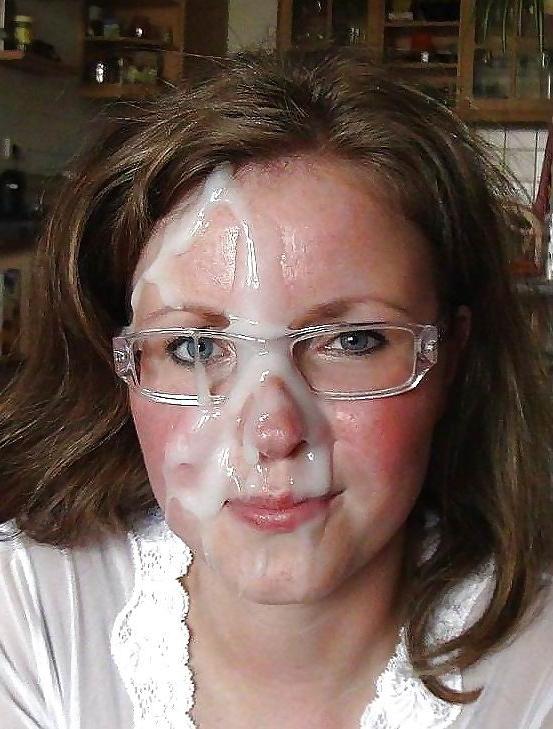 15P cute babes getting bukkake loads of cum