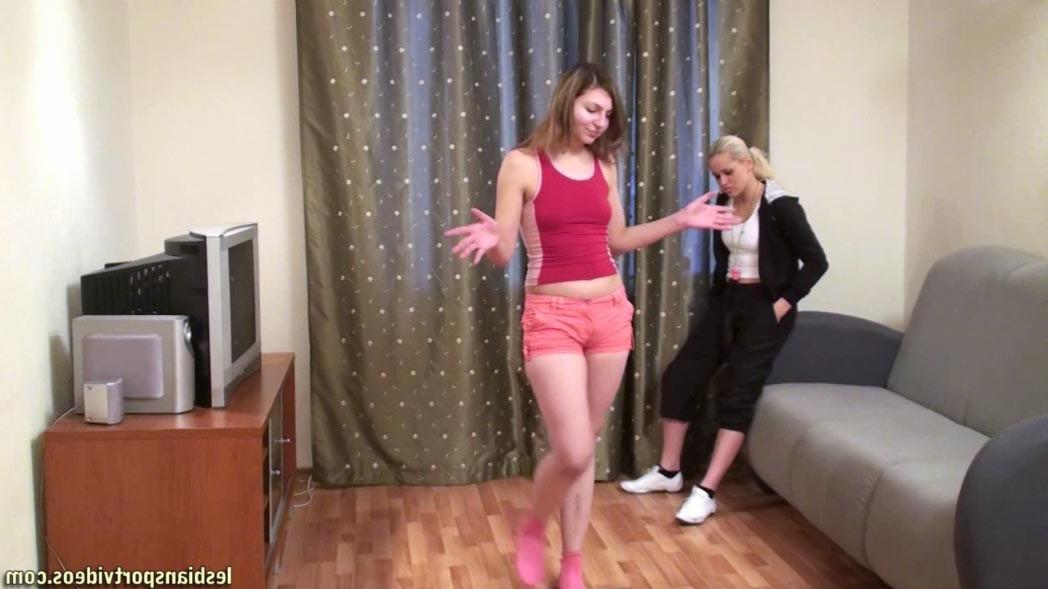 15P Home gymnastics led by a filthy lesbian coach