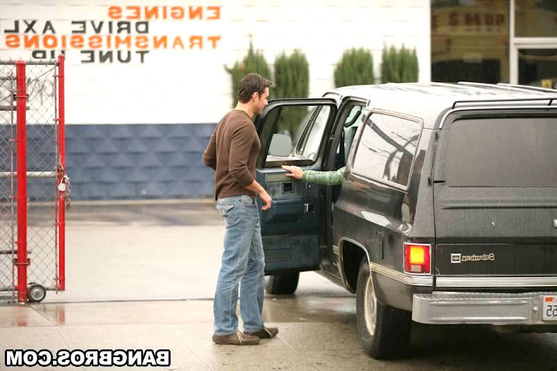 16P Our luck, the place was closed. So we just picked up the guy doing the closing, 