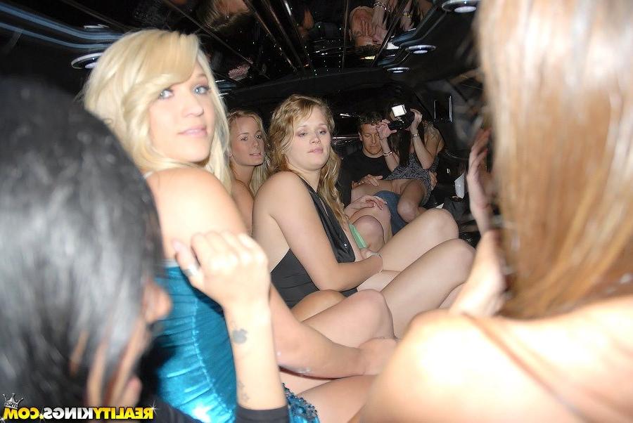 16P Wasted sluts flashing and fucking guys in a club