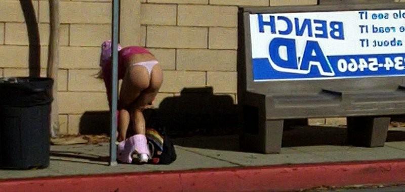 16P Amateur flashing at bus stop
