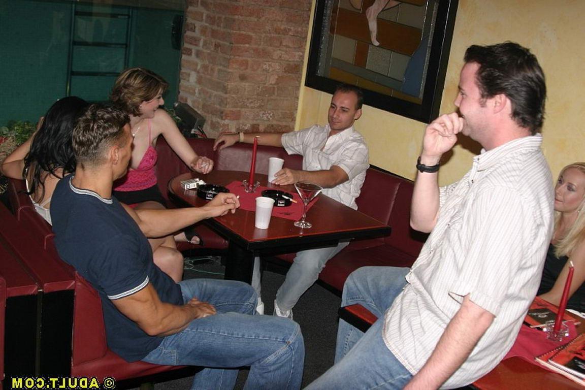 16P Wild orgy at a Tampa sex club