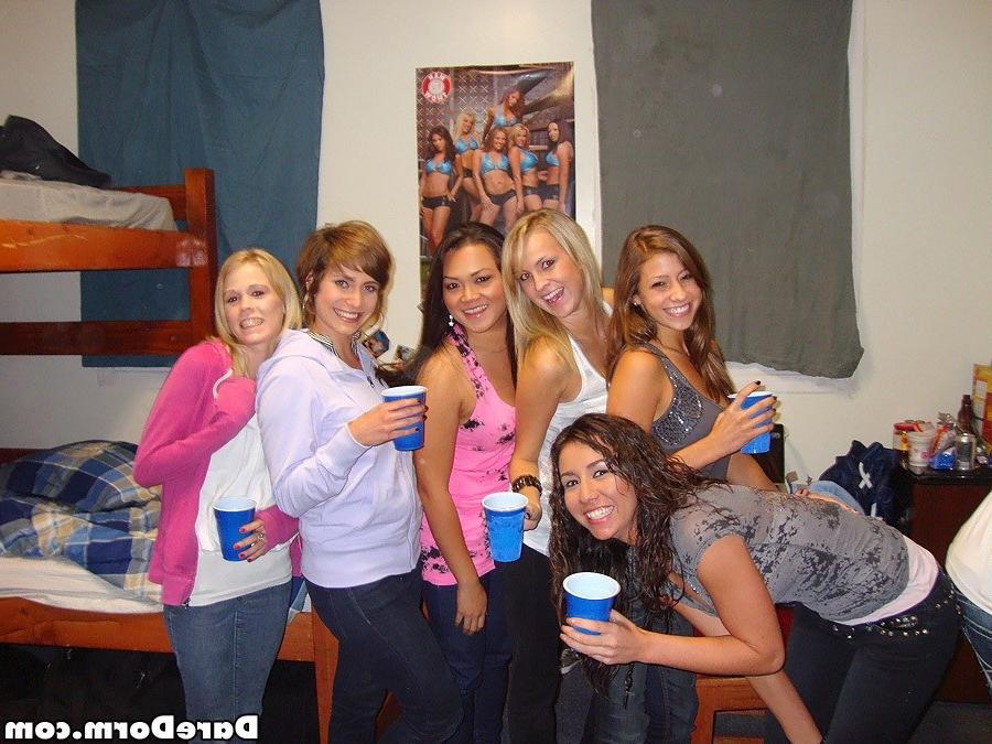 16P Hot college girls get fucked in the boys dorm