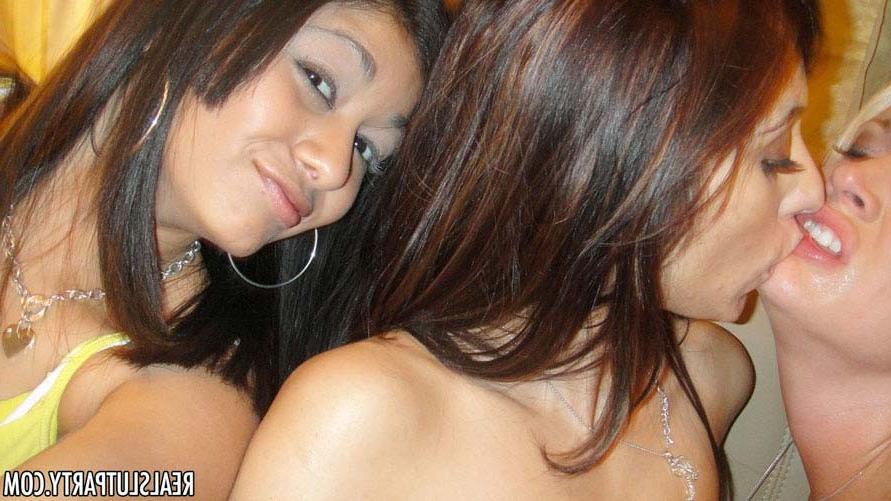 17P Drunk coed hotties getting insane at hardcoe orgy sex party