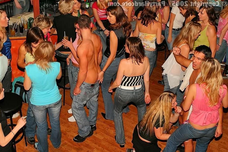 16P Party Hardcore :: Hotties getting rammed and jizzed on at dirty party