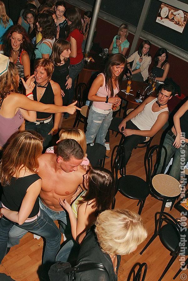 16P :: PARTY HARDCORE :: Black stranger with big dick seduce drunken girls on party