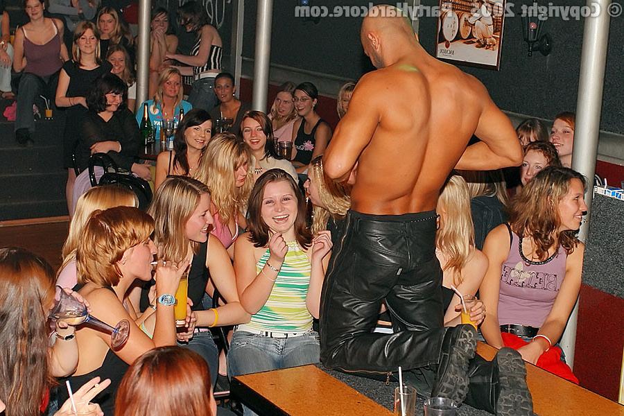 16P :: PARTY HARDCORE :: Black stranger with big dick seduce drunken girls on party
