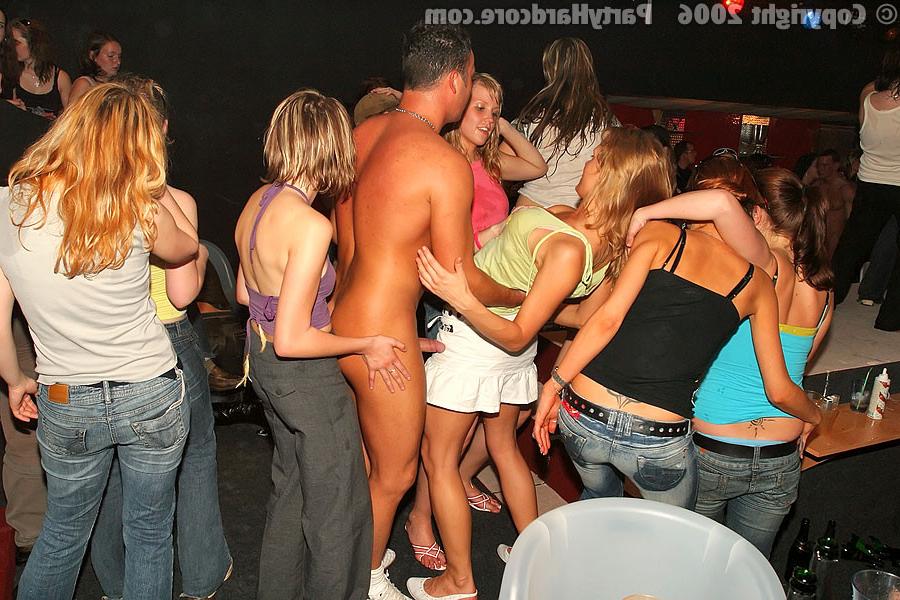 16P :: PARTY HARDCORE :: Crazy girls hunting for cock on the hardcore party