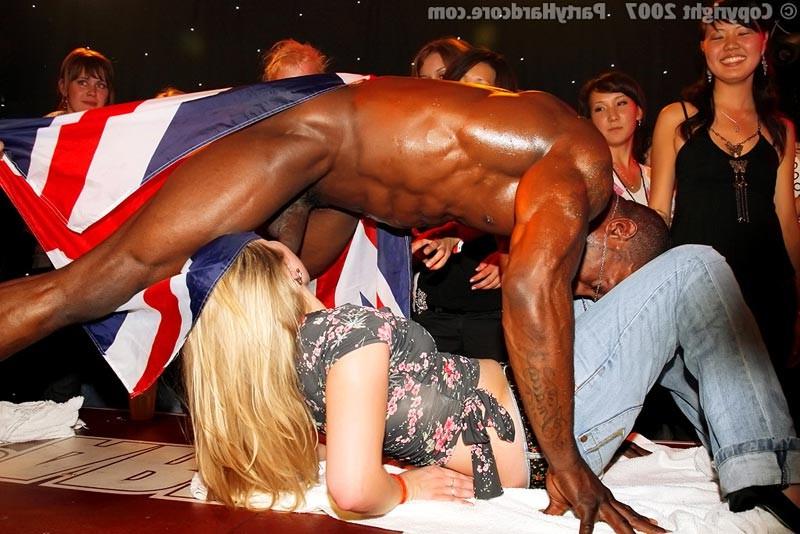 15P Drunk sluts club party