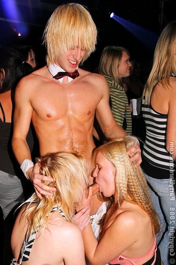 19P Ordinary but cock hungry babes at the club suck strippers
