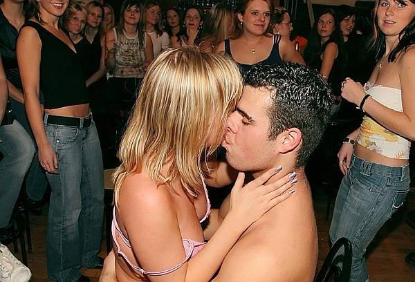 18P slutty drunk teens go mad in public nightclub