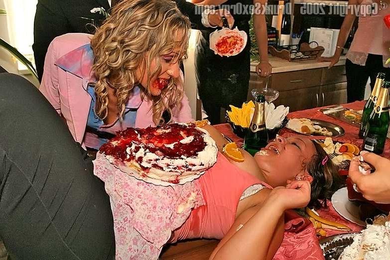 19P Lots of fucking and sucking at mega wedding orgy