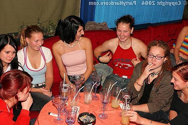16P Shocking sex orgy in public nightclub