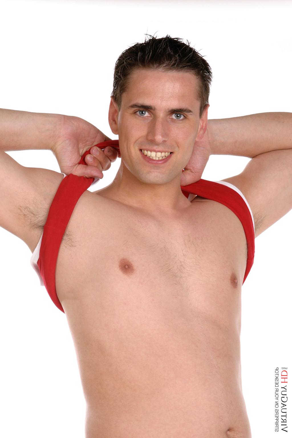 15P Stop watching pictures and get Karlos Armandes stripping on your desktop