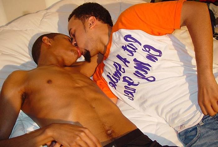 20P Latino couple first time blowing and pounding in a cheap hotel