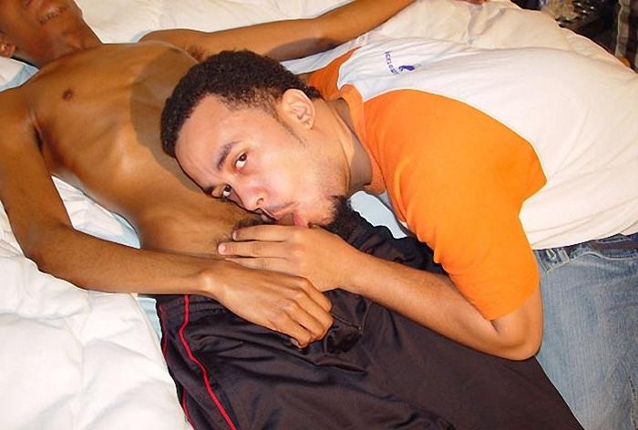 20P Latino couple first time blowing and pounding in a cheap hotel