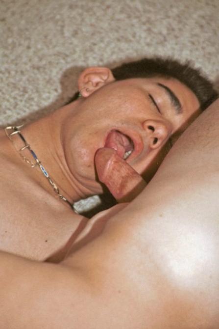 20P Blond twink n his asian friend sucking n thrusting