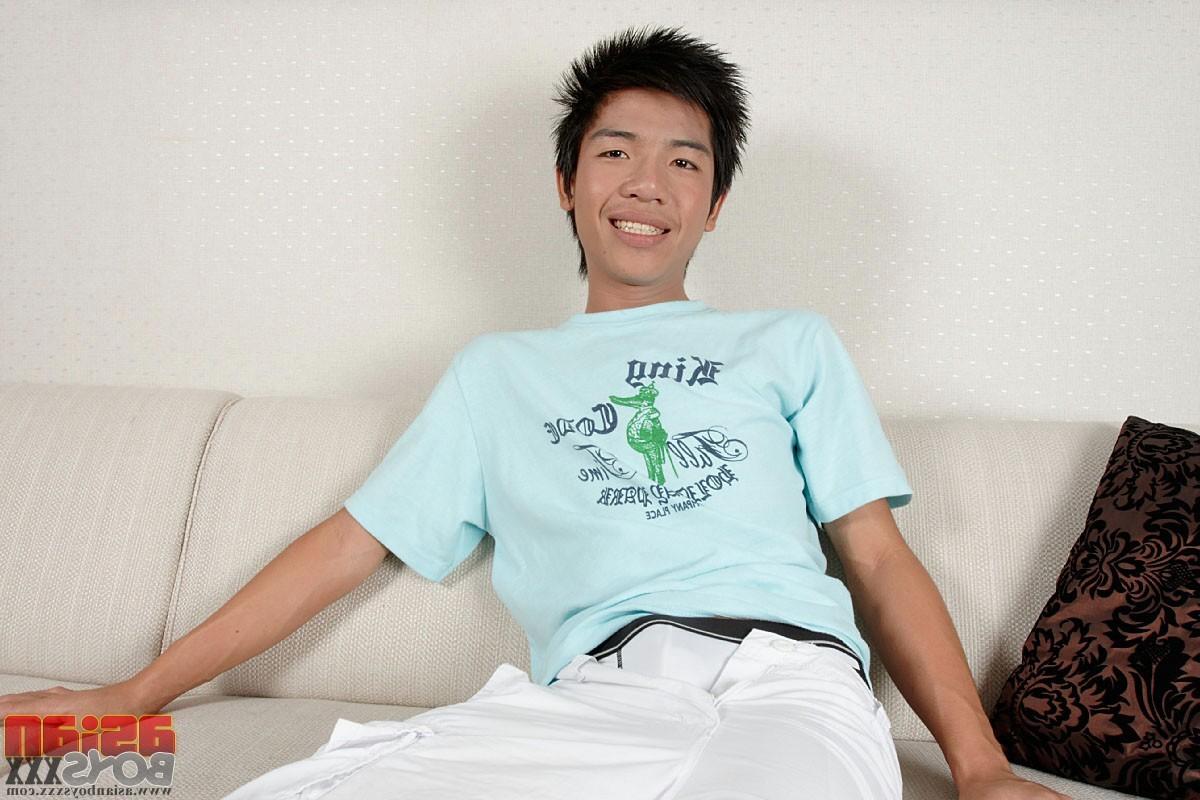 12P Horny Gay Boy