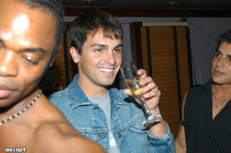12P Check out these hot gay mingling partys at the sex club in these awesome pics