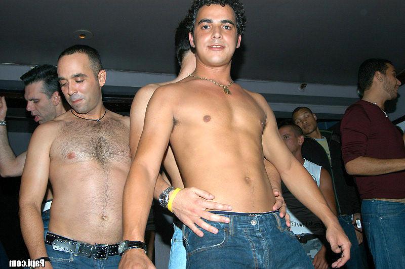 12P Check out these hot gay mingling partys at the sex club in these awesome pics