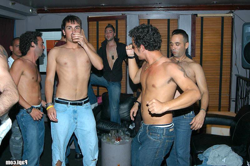 12P Check out these hot gay mingling partys at the sex club in these awesome pics