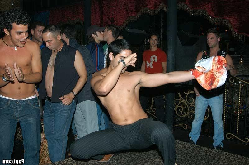 14P These guys love goin out and gettin it on while still in the clubs