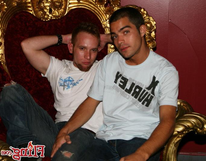 12P Check out these horny gay boys at the club looking to suck on some meat