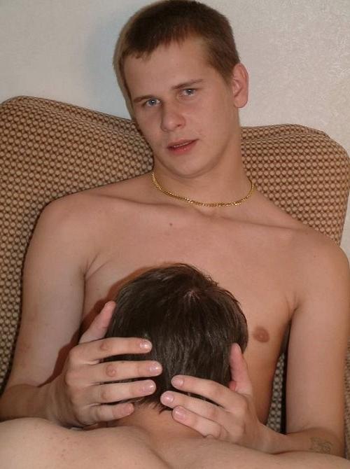 20P Two virgin twinks enjoy foreplay and first time sucking gusto