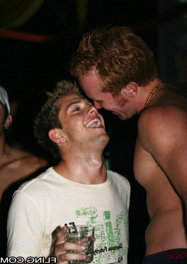 15P Hot boys meet up at the club for hot anal poundage in these sexy pics
