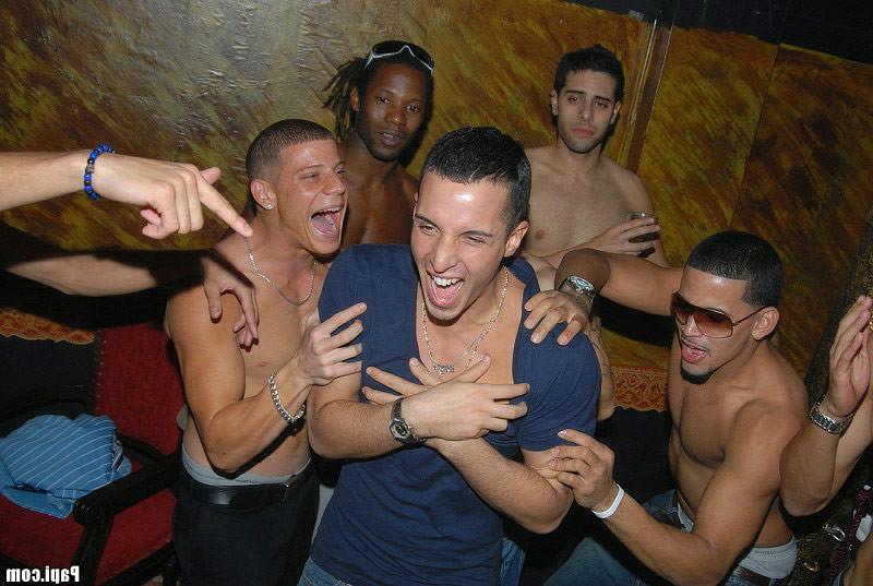 16P This papi party gets out of hand and dirty right there in the club and back at t