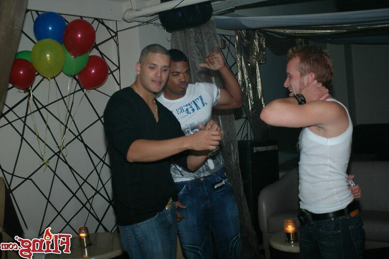 17P Big dong boys masterbate and cum on eachother in these hot fucking club pics