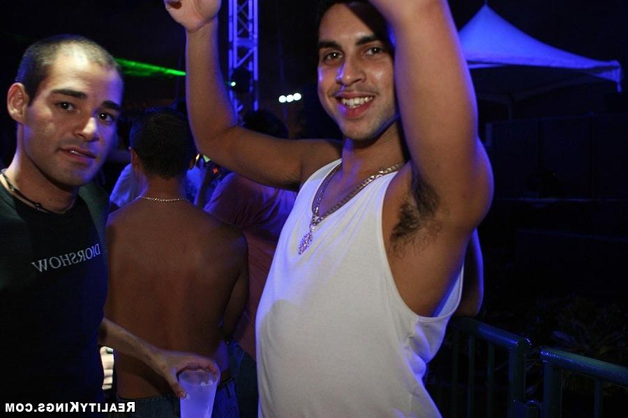 17P Hot philly boys hit up the clubs for some hot anal action in these hot sexy pics