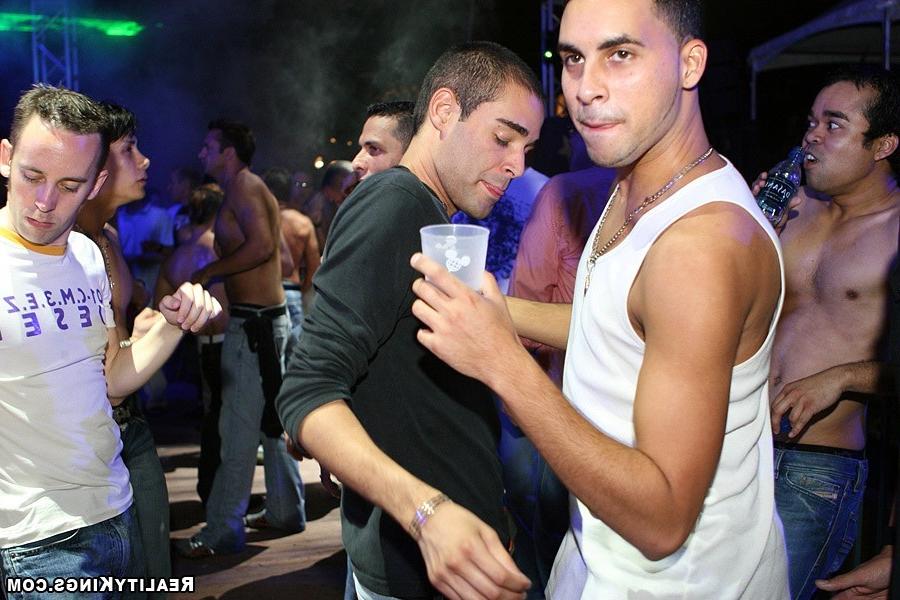 17P Hot philly boys hit up the clubs for some hot anal action in these hot sexy pics