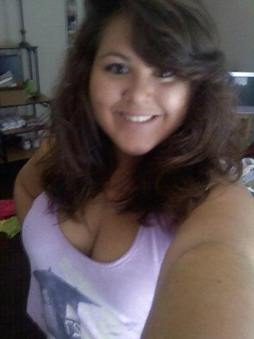 25P More Random Women Pics.  Never Co-sign!